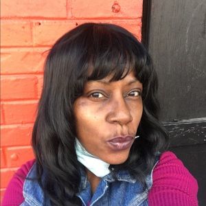 Meet your Posher, Amelia